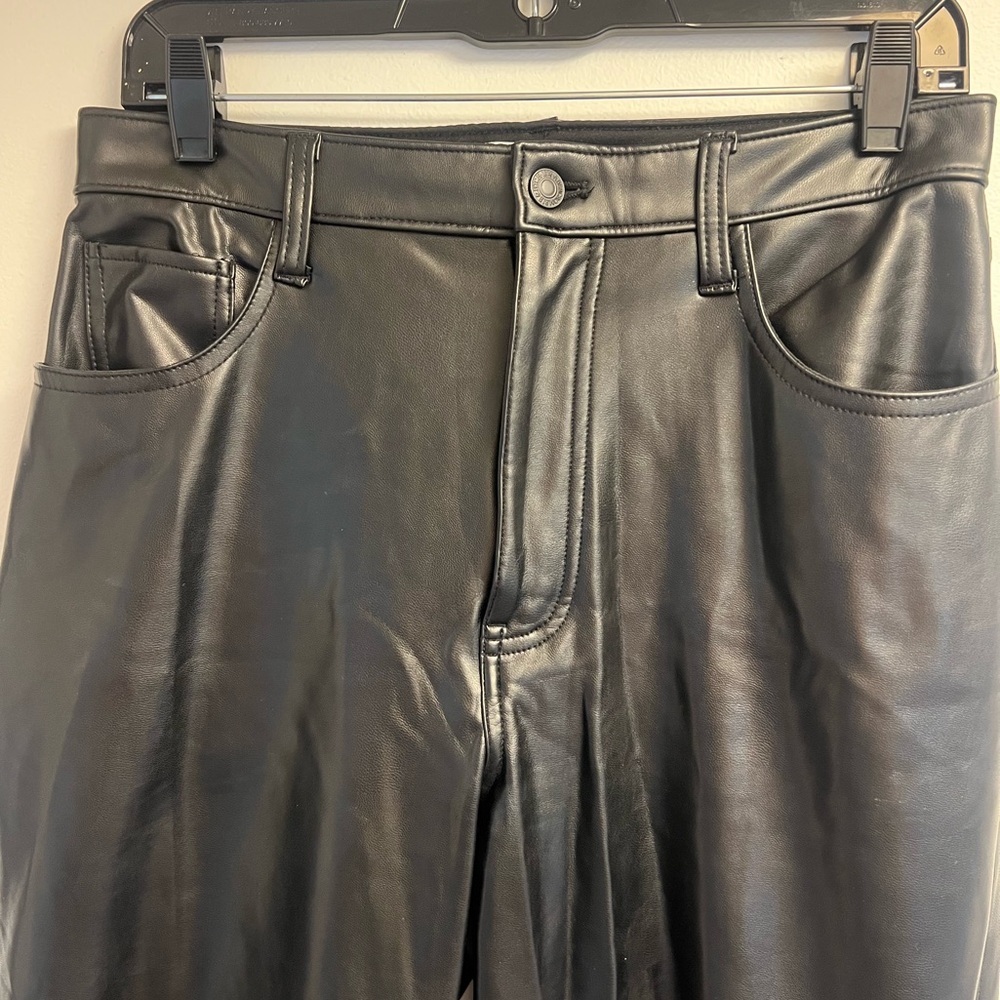 Abercrombie & Fitch The 90s Straight Ultra High Rise Black Leather Pants- 29/8